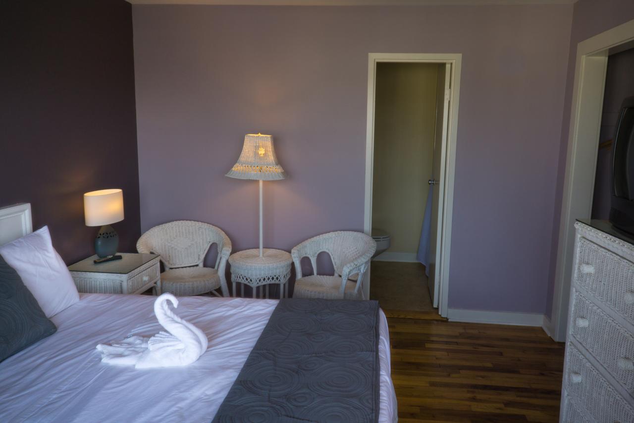 Charlroy Motel - thumb 40