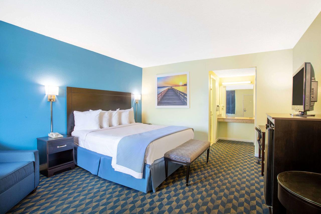 Days Inn By Wyndham Wrightstown - thumb 34