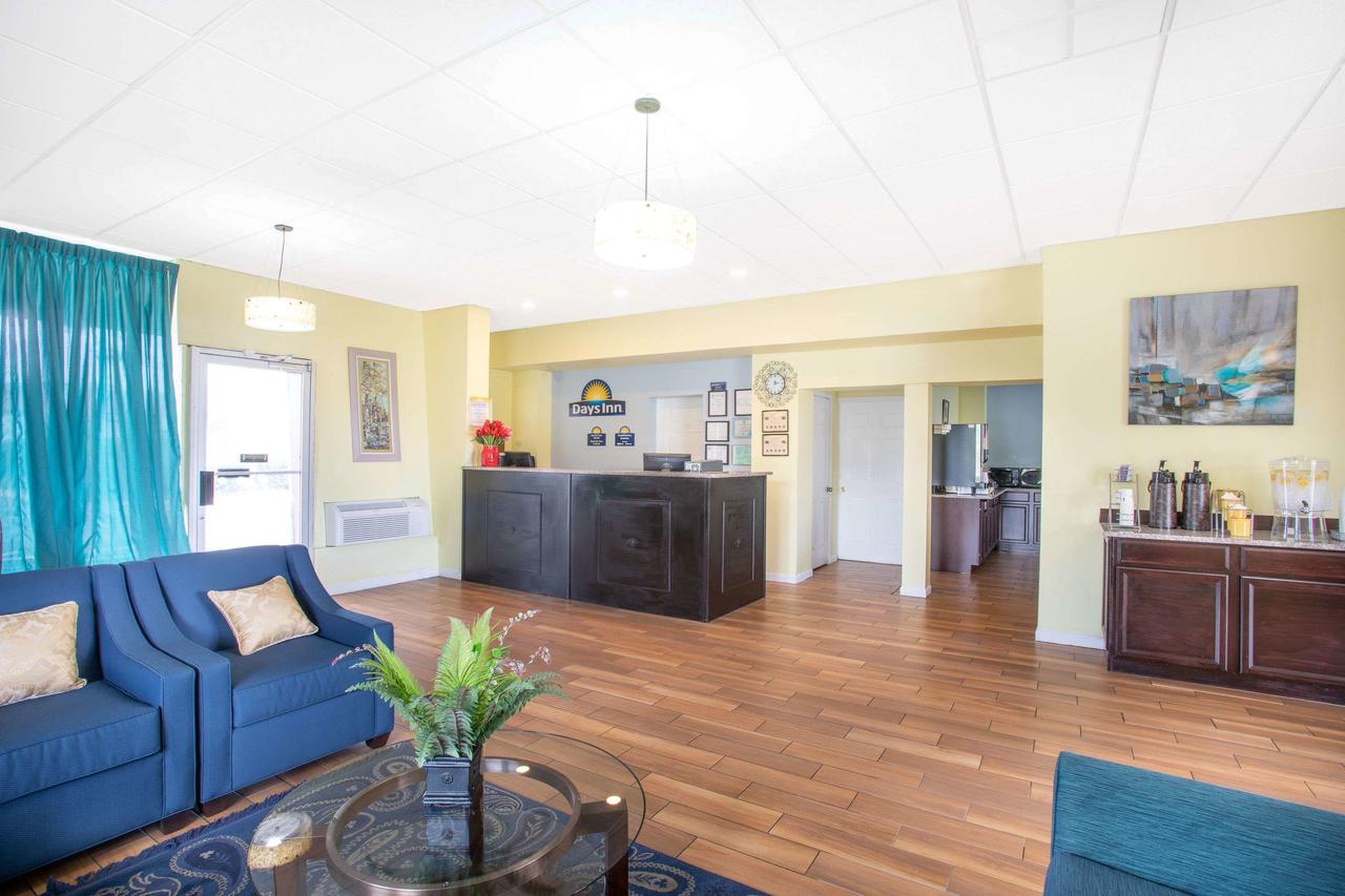 Days Inn By Wyndham Wrightstown - thumb 27