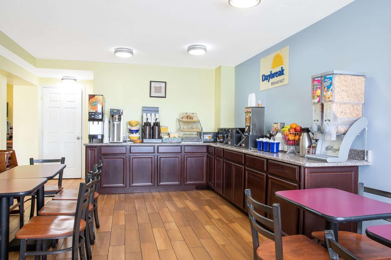 Days Inn By Wyndham Wrightstown - thumb 22