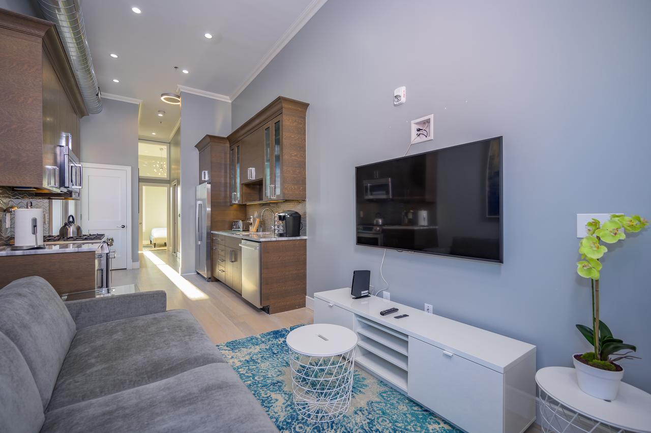 Deedee's Downtown Hoboken - thumb 0