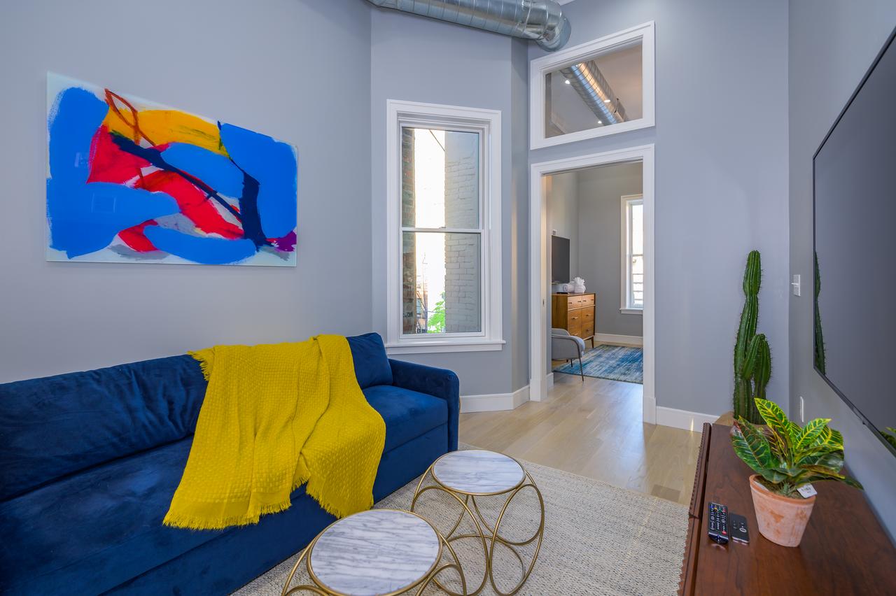 Deedee's Downtown Hoboken - thumb 1