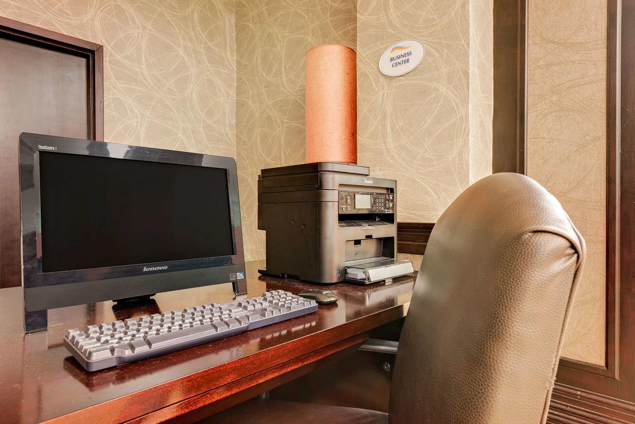 Madison Hotel Boardwalk - thumb 28