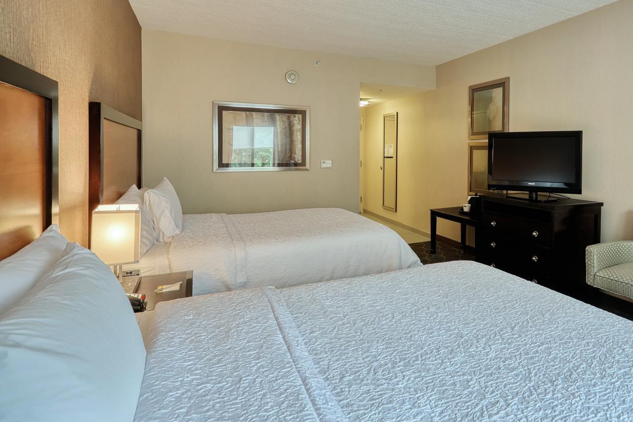 Hampton Inn And Suites Parsippany/North - thumb 15