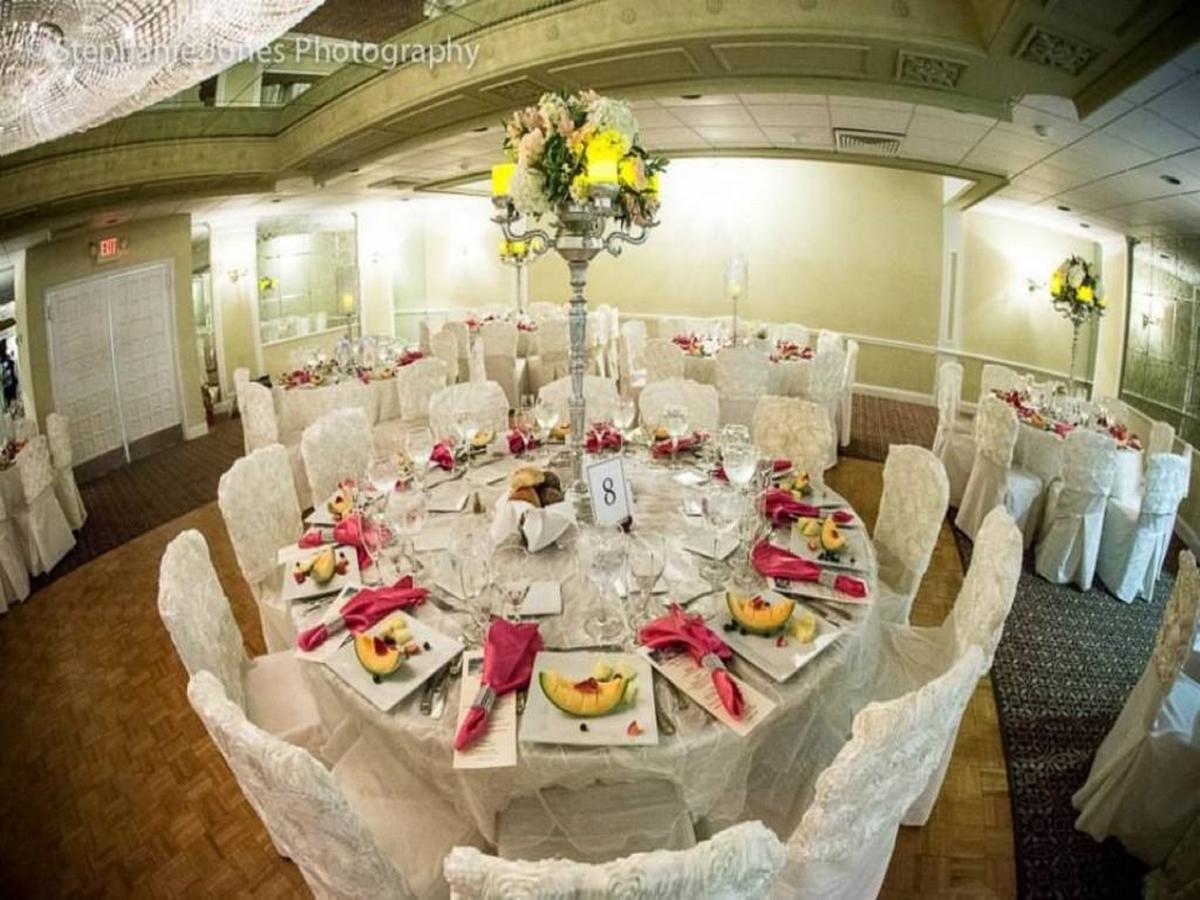 Doolan's Shore Club - thumb 16