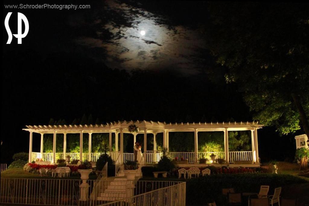 Doolan's Shore Club - thumb 10