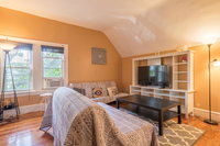 Booking Orange USA Accommodation