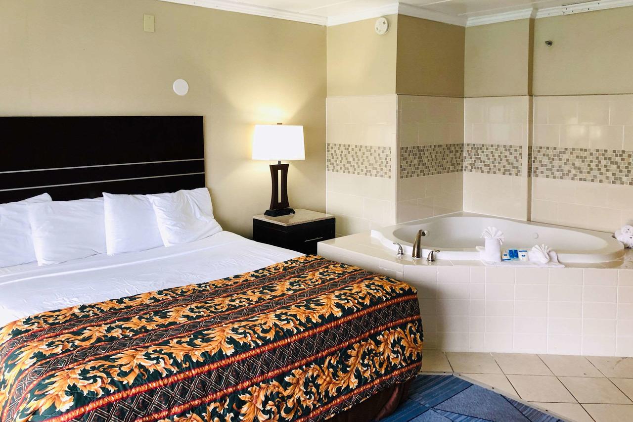 Rodeway Inn Oceanview - thumb 17