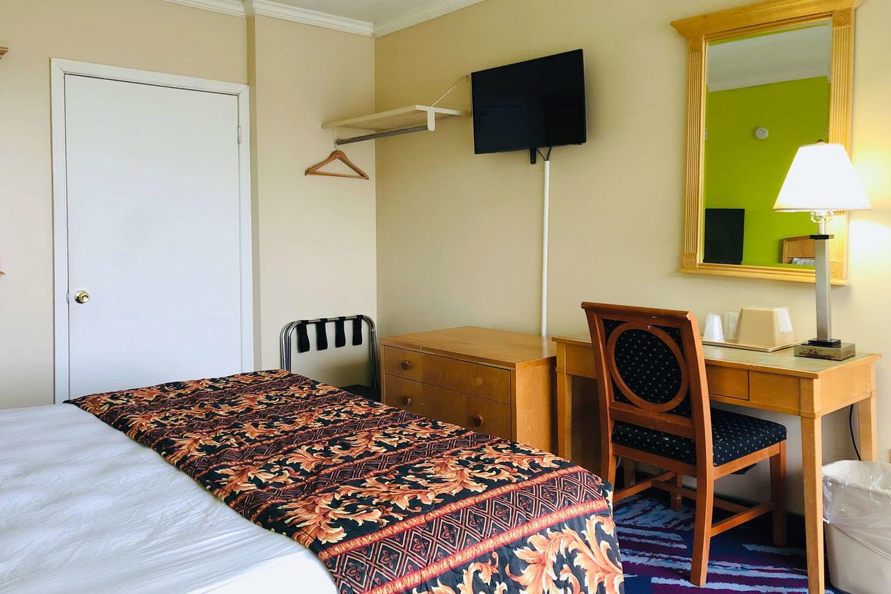 Rodeway Inn Oceanview - thumb 23