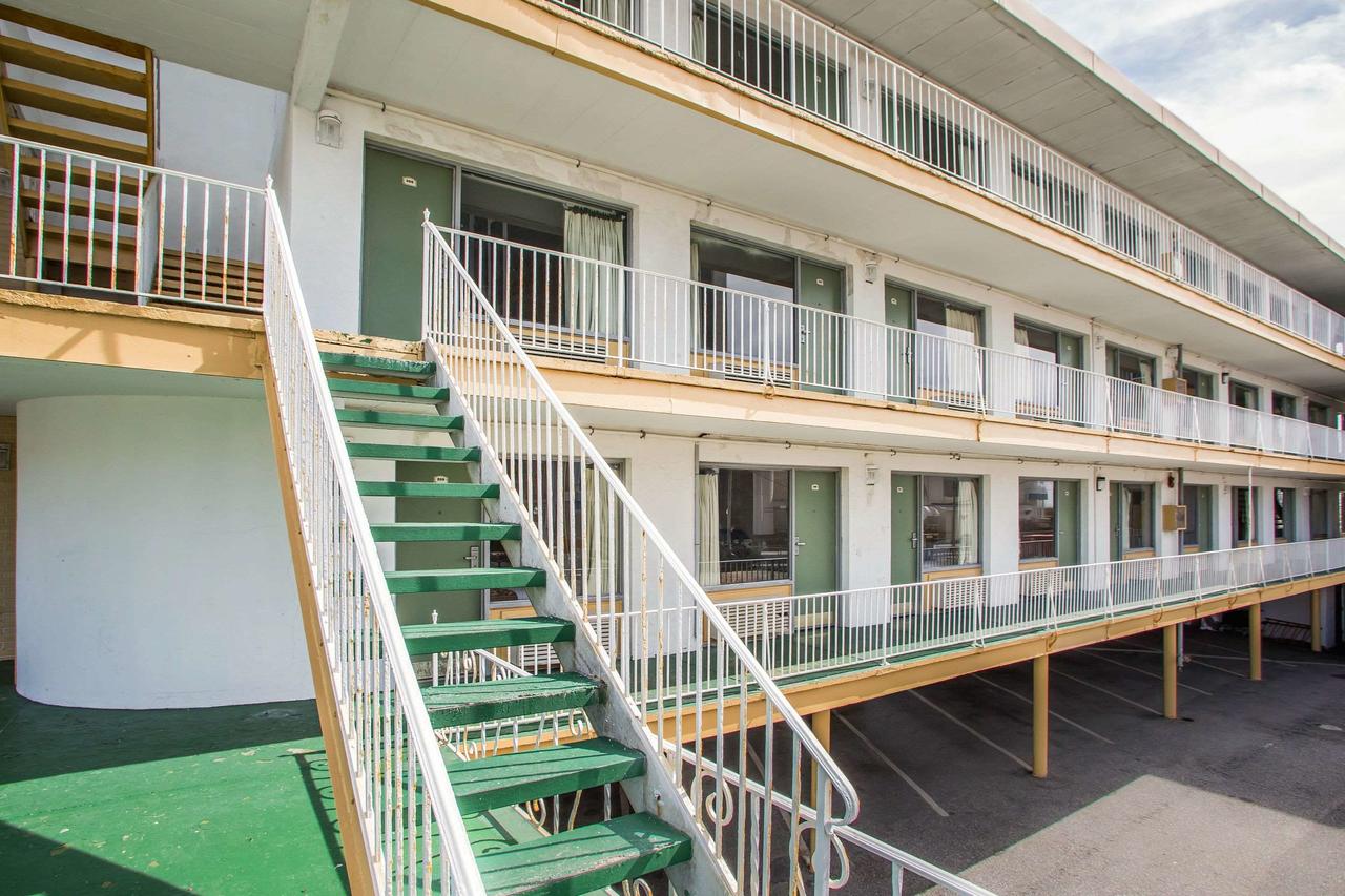 Rodeway Inn Oceanview - thumb 7