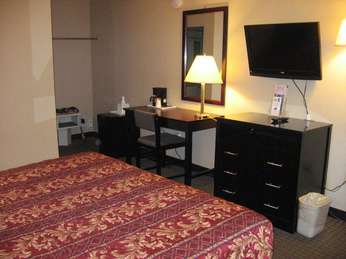 Knights Inn Atlantic City Near Boardwalk - thumb 22