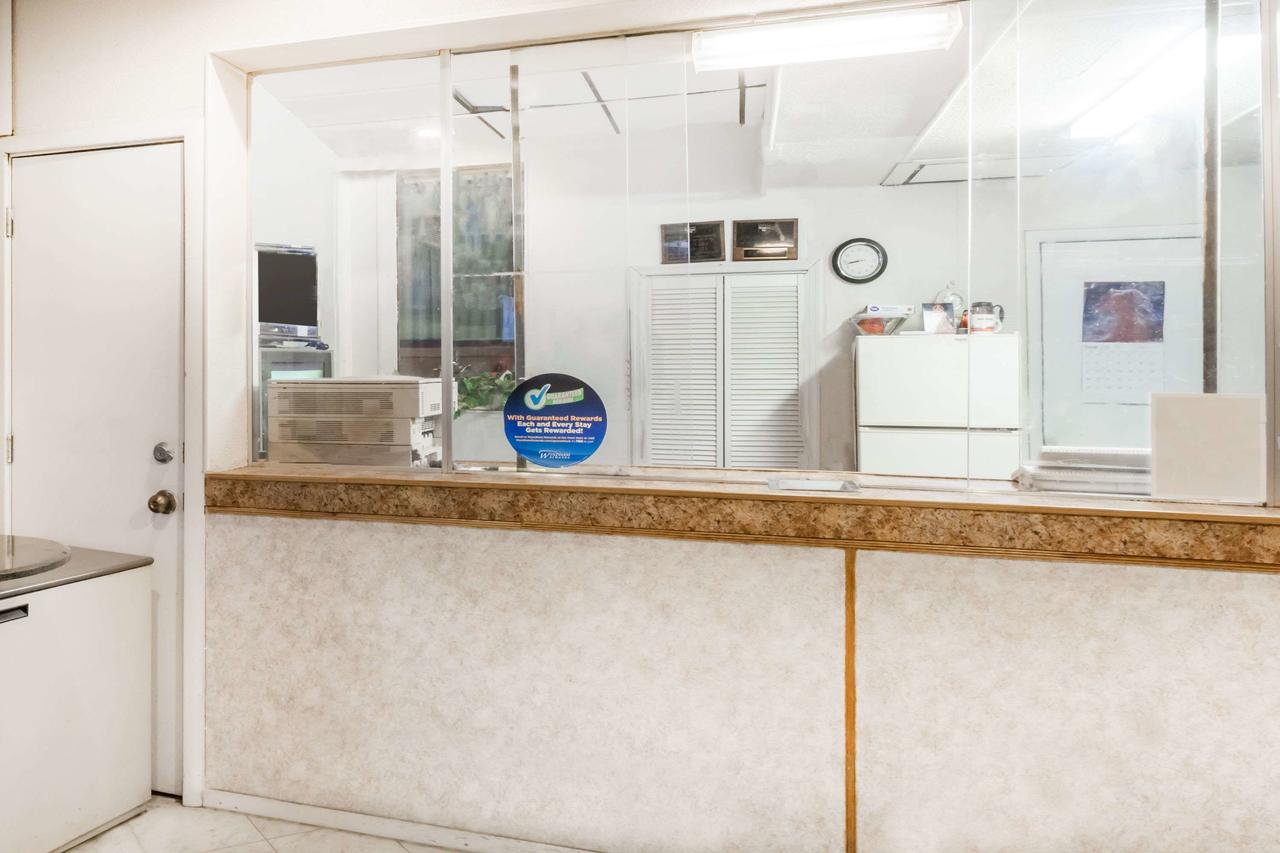 Knights Inn Atlantic City Near Boardwalk - thumb 37