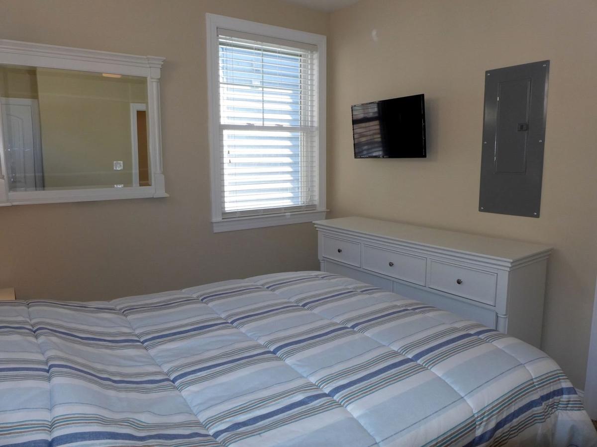 824 Wesley Ave-1st-Floor - thumb 34