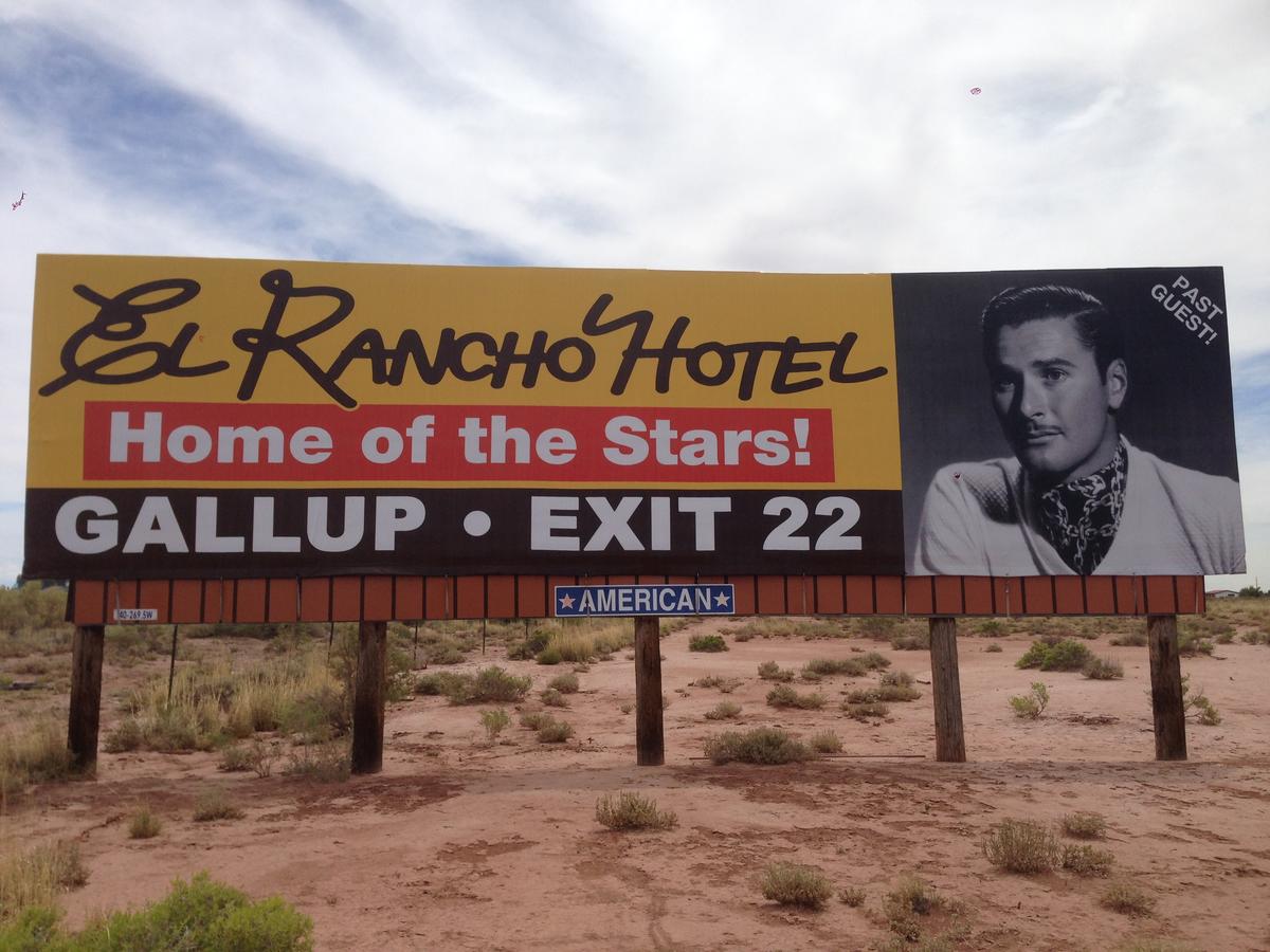 El Rancho Hotel - thumb 13