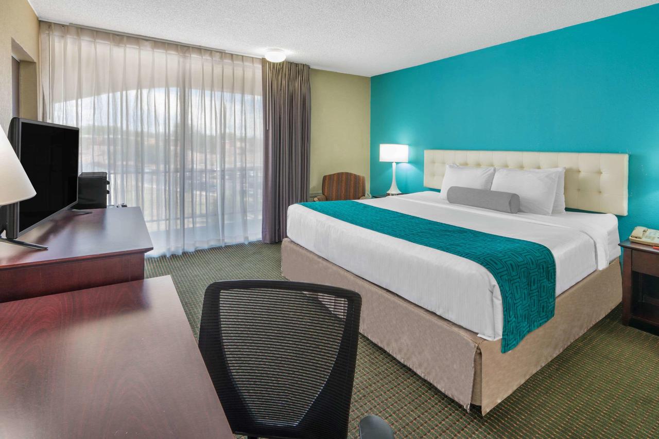 Howard Johnson By Wyndham Albuquerque Midtown - thumb 35