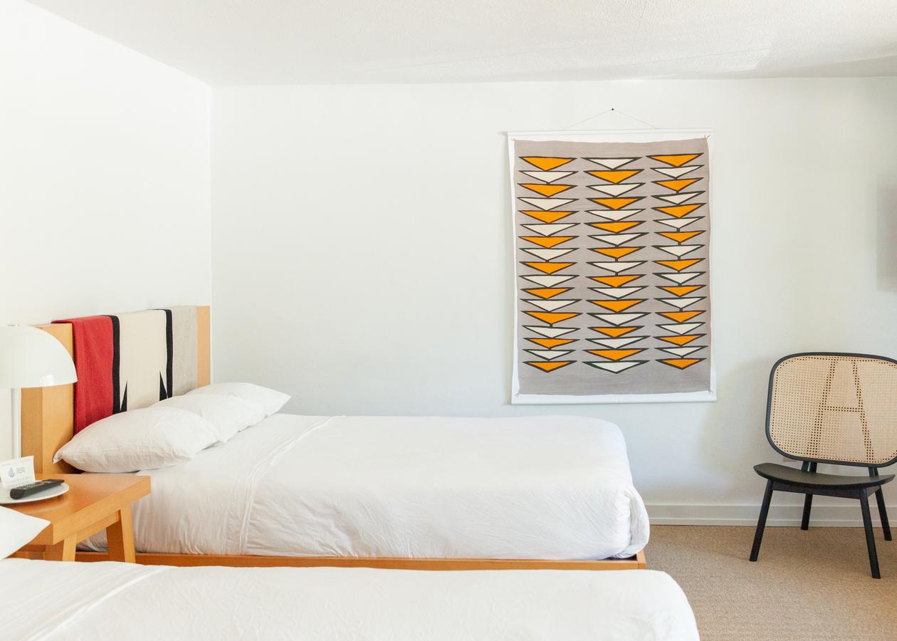 El Rey Court - thumb 8