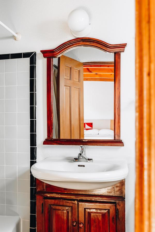 El Rey Court - thumb 10