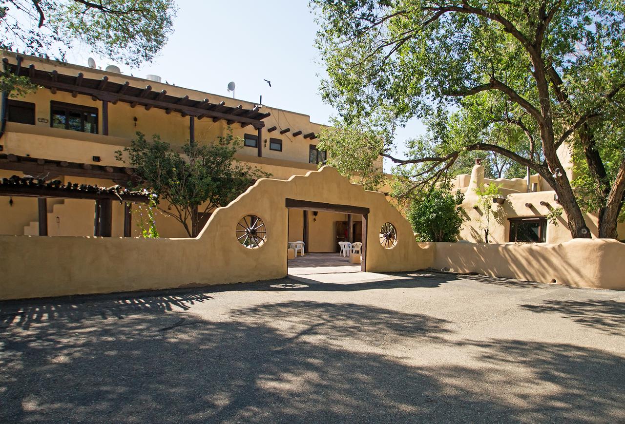 Sagebrush Inn & Suites - thumb 11