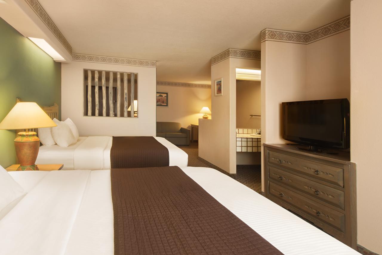 Sagebrush Inn & Suites - thumb 34