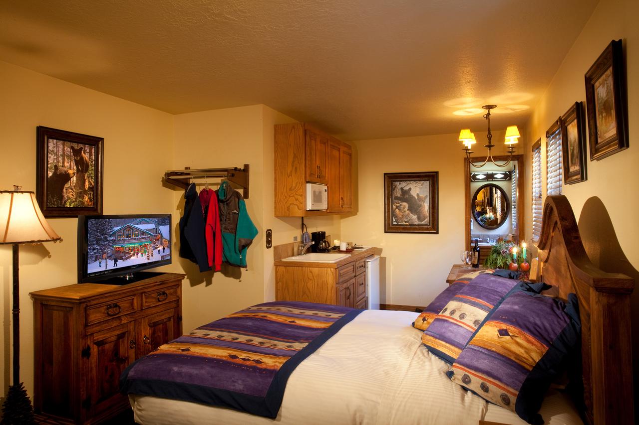 Alpine Village Suites - thumb 6
