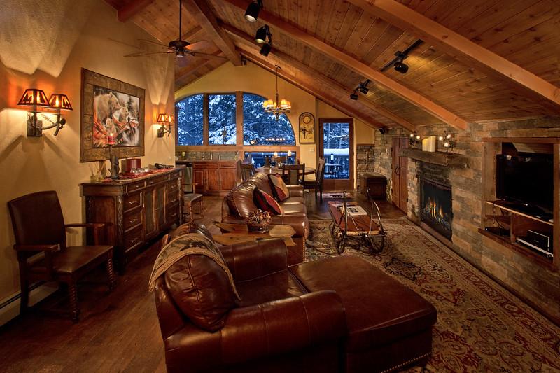 Alpine Village Suites - thumb 0