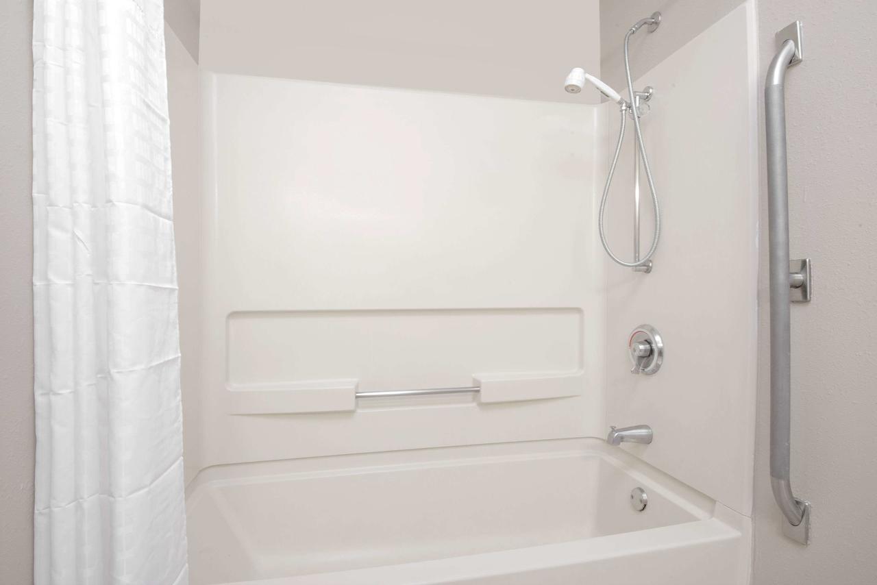 Super 8 By Wyndham Taos - thumb 23