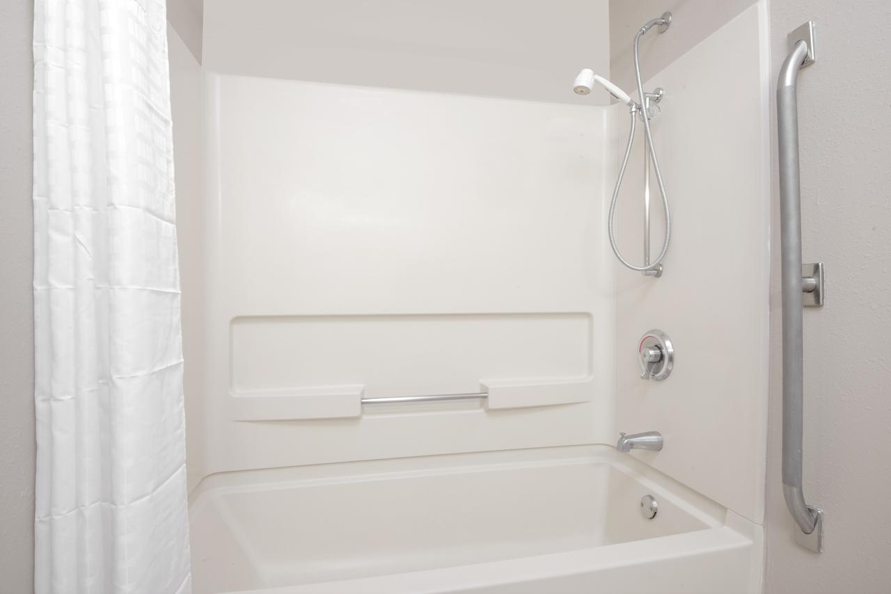 Super 8 By Wyndham Taos - thumb 6