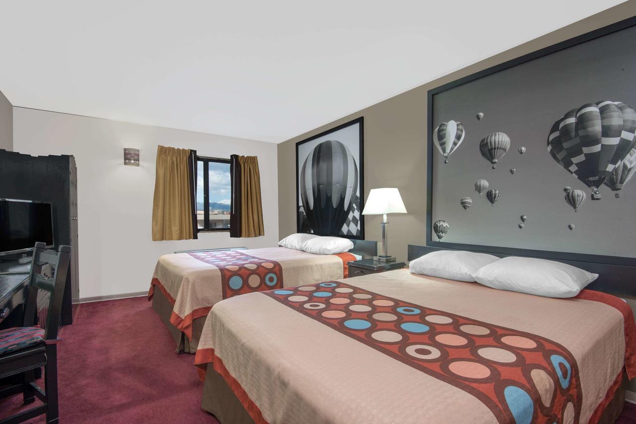 Super 8 By Wyndham Taos - thumb 25