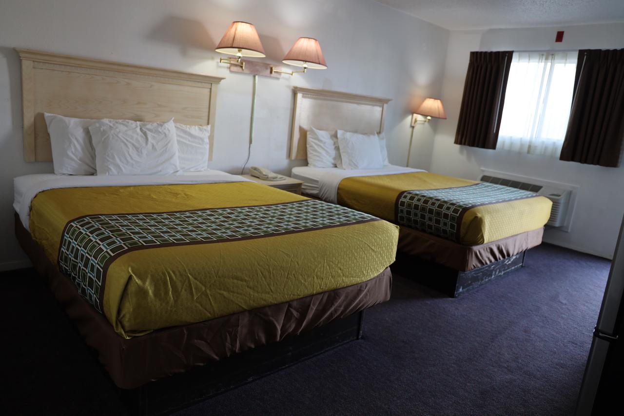 Copper Manor Motel - thumb 31