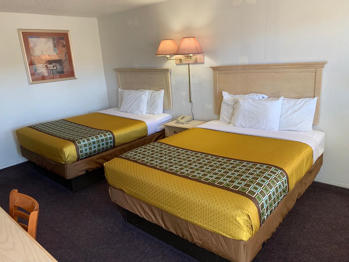 Copper Manor Motel - thumb 41