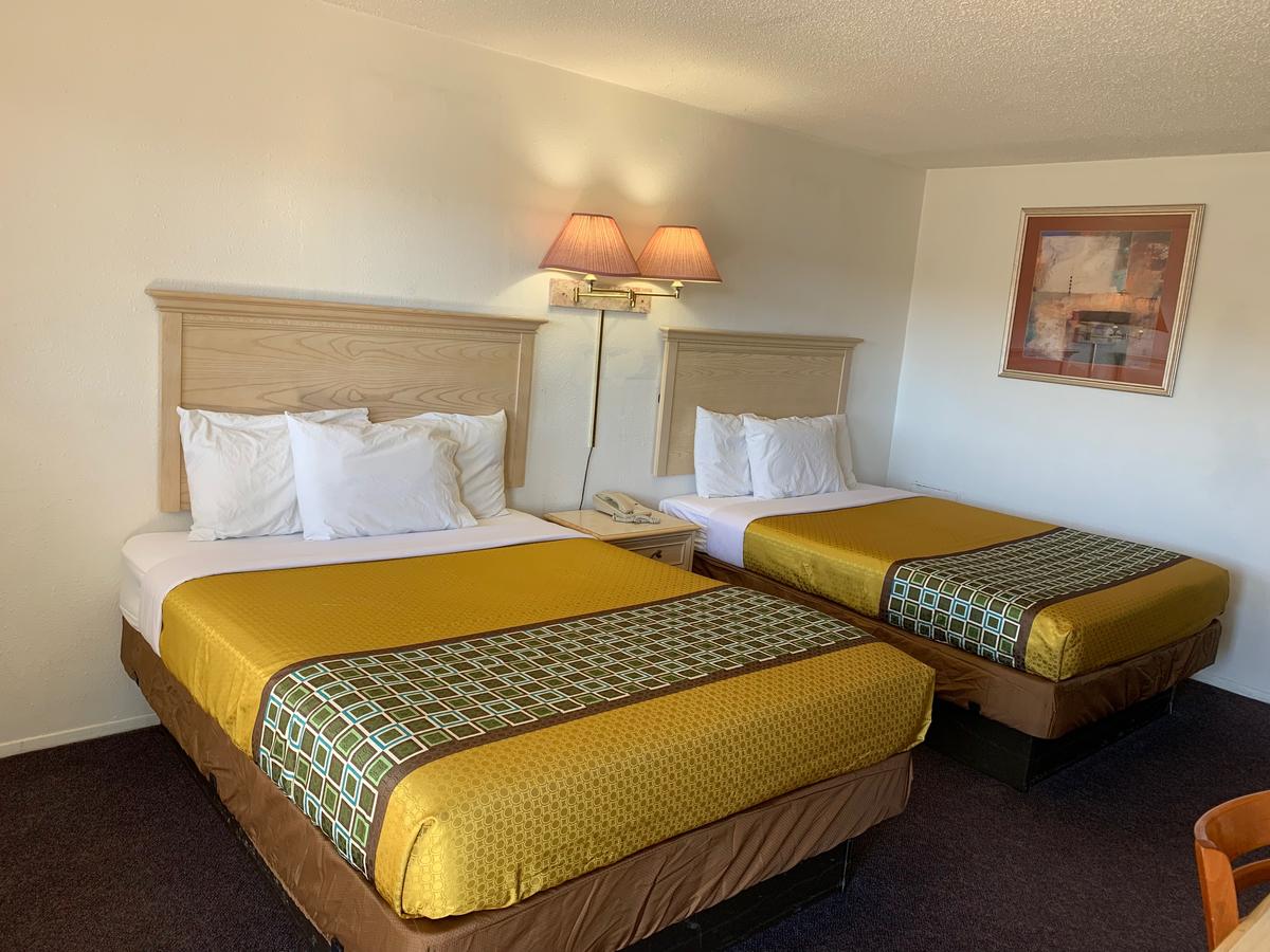 Copper Manor Motel - thumb 40