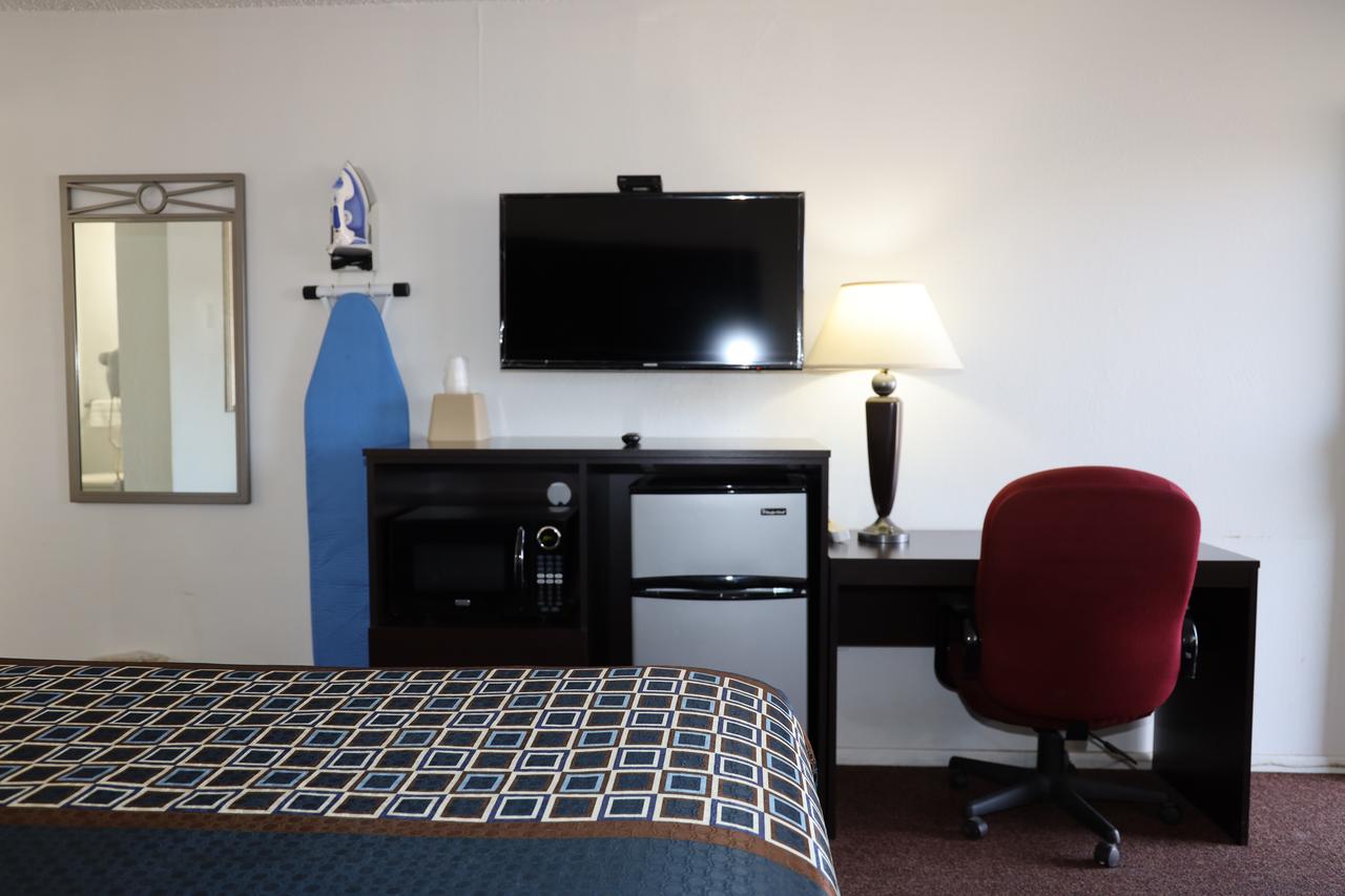 Copper Manor Motel - thumb 10