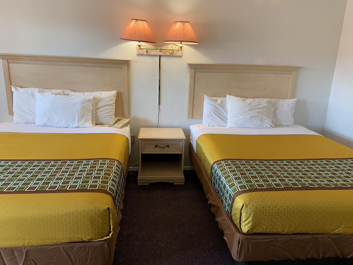 Copper Manor Motel - thumb 42