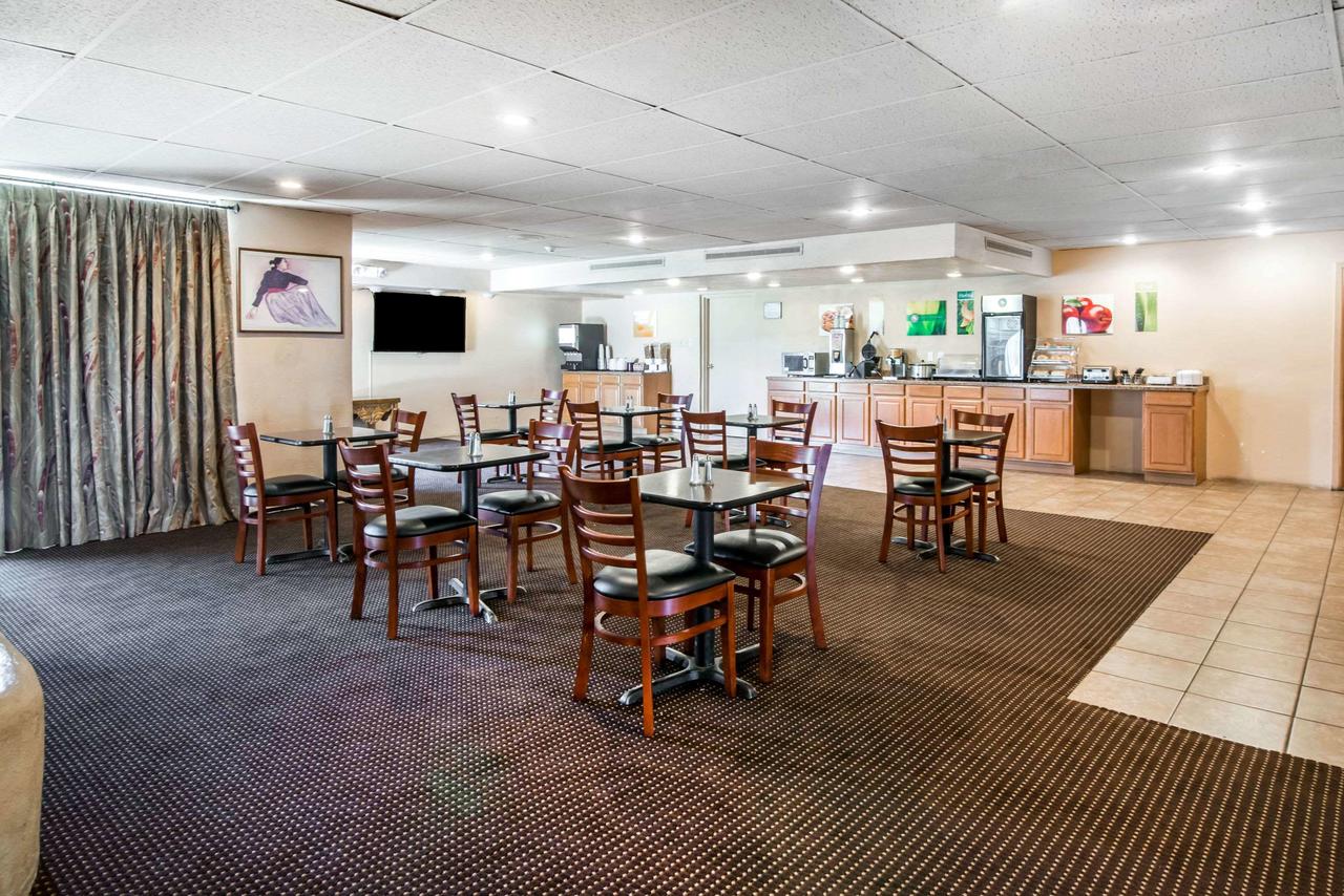 Quality Inn Taos - thumb 30