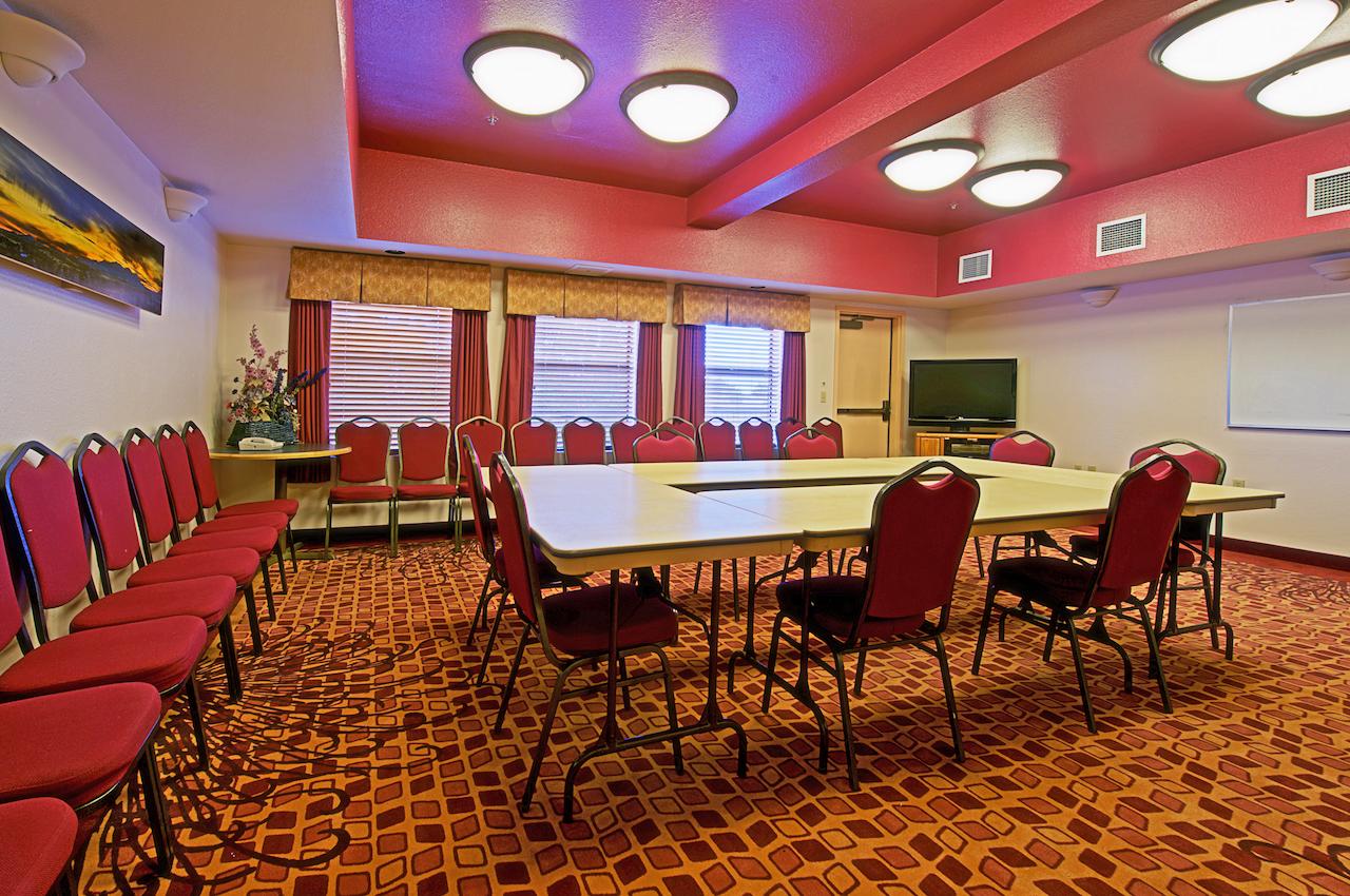 Holiday Inn Express Silver City - thumb 11