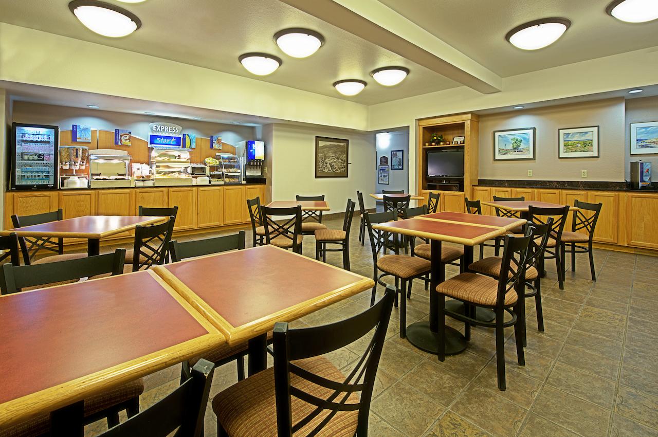 Holiday Inn Express Silver City - thumb 7