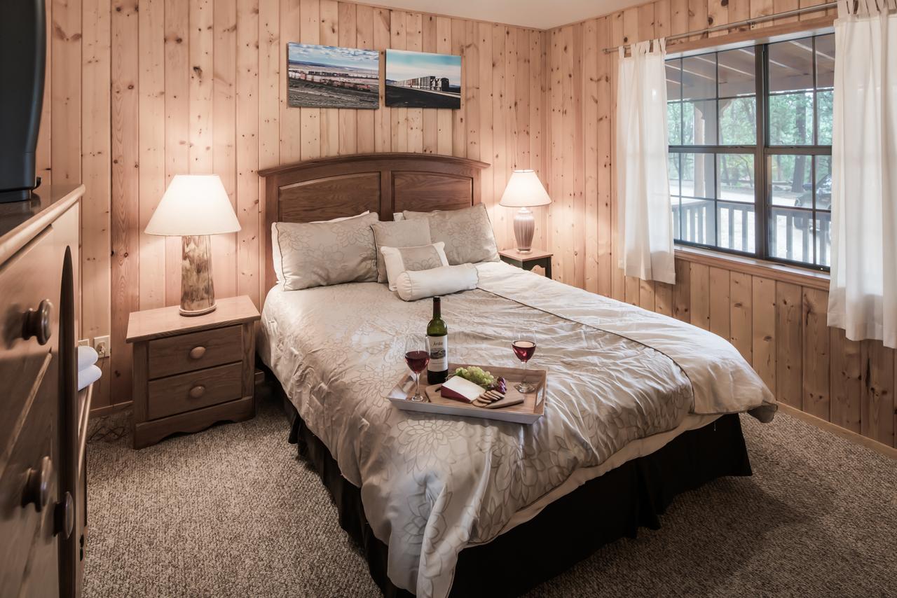 123 Rising Hill, 2 Bedrooms, Sleeps 6, WiFi, Gas Fireplace, Porch, Grill - thumb 11