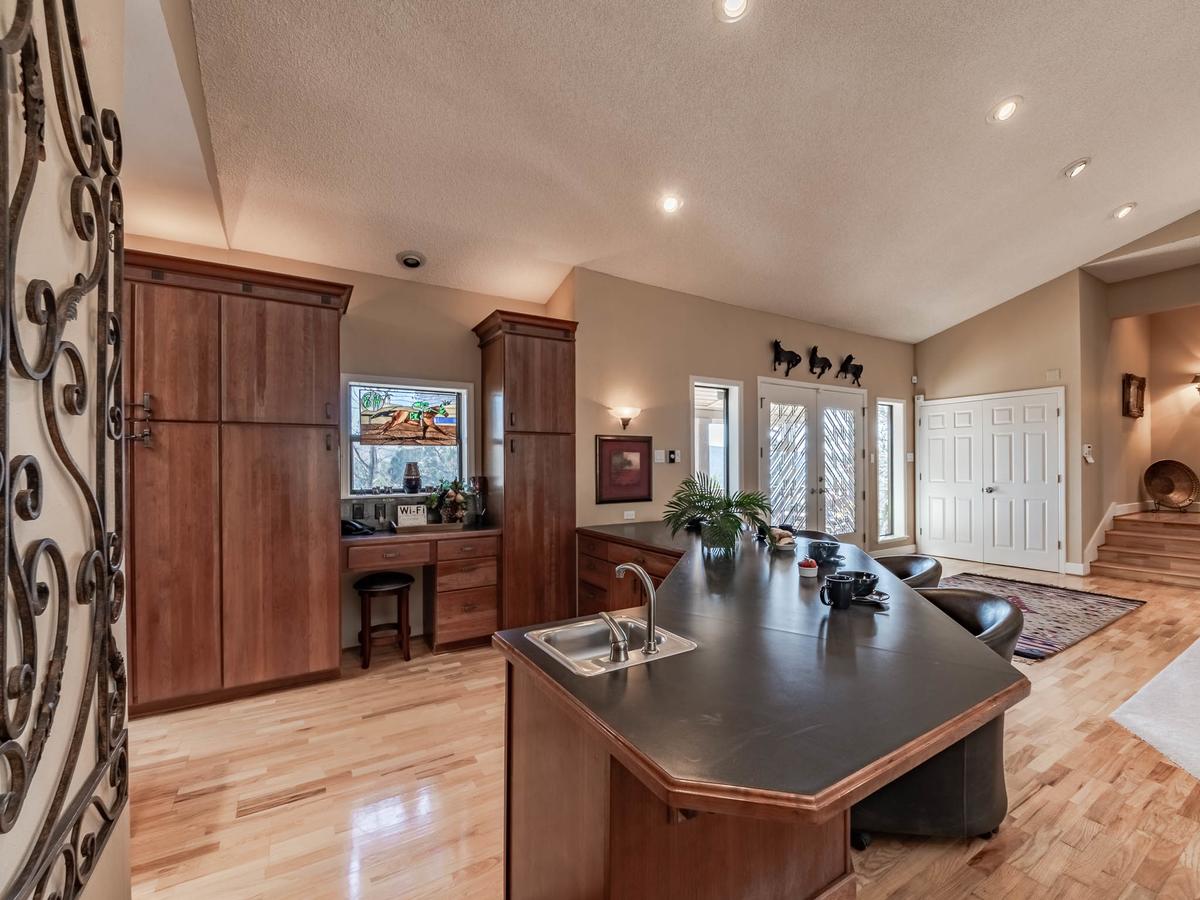 A Trip To Heaven, 5 Bedrooms, Pool Table, Fireplace, WiFi, Grill, Sleeps 12 - thumb 17