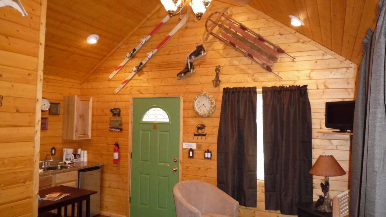 AC - #4 Mountain Cabin - thumb 4