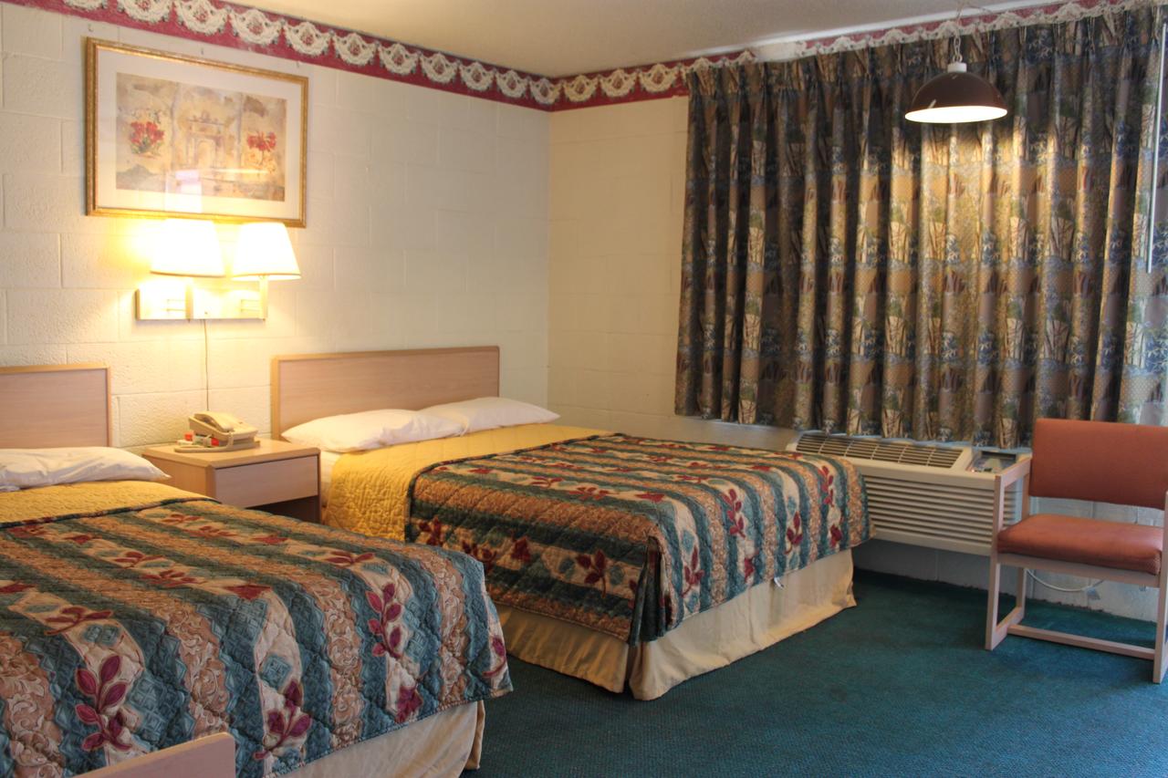 Century 21 Motel - thumb 3