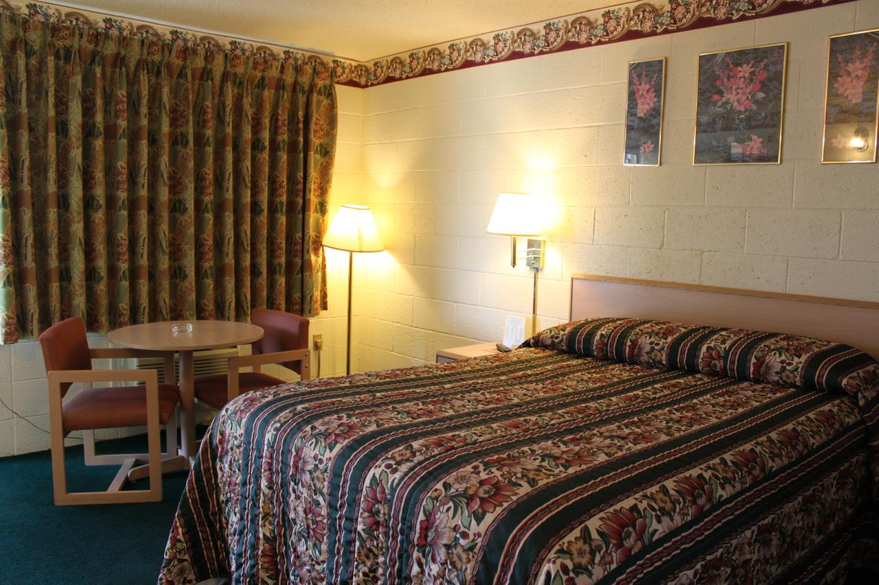 Century 21 Motel - thumb 42