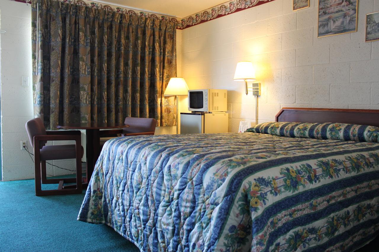 Century 21 Motel - thumb 32