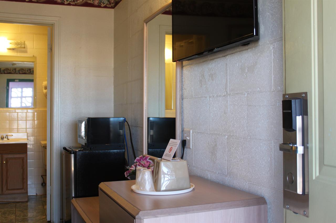 Century 21 Motel - thumb 12