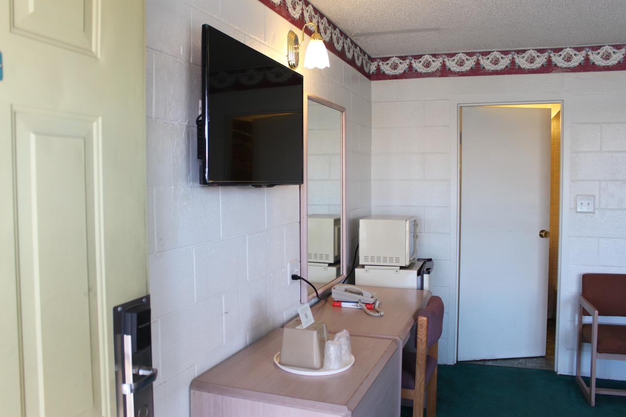 Century 21 Motel - thumb 19