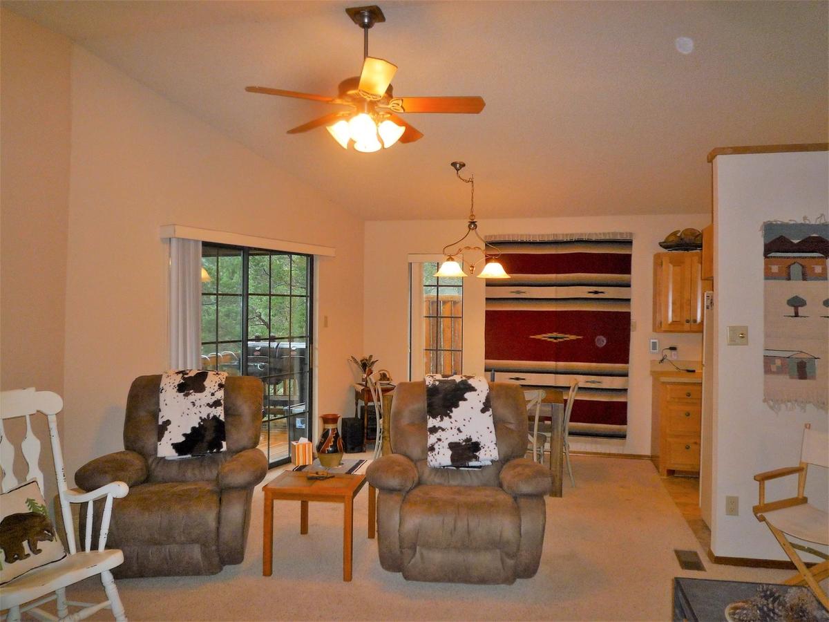 Hummingbird Hideaway - thumb 9