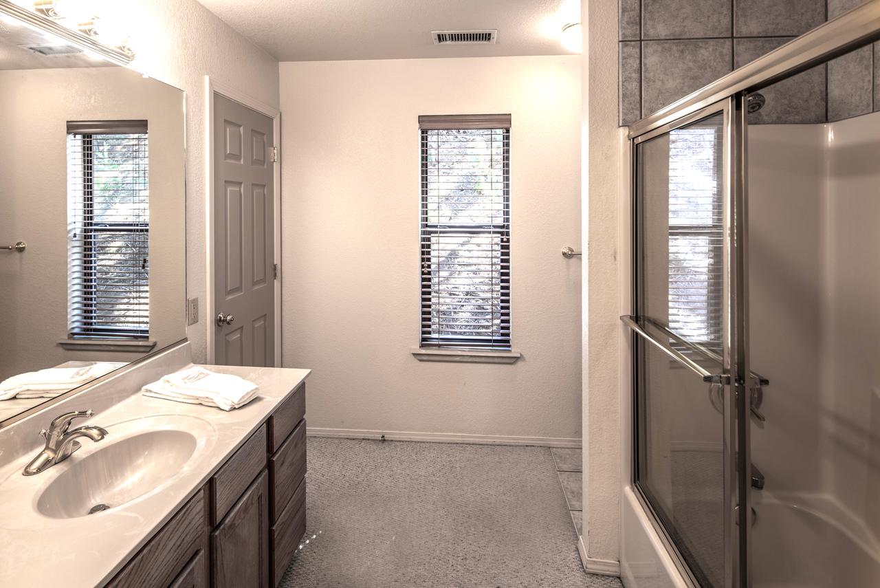 Ain't No Better View, 3 Bedrooms, Sleeps 8, Jetted Tub, Pool Table, Hot Tub - thumb 15