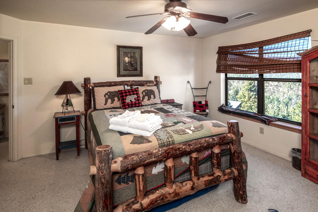 Ain't No Better View, 3 Bedrooms, Sleeps 8, Jetted Tub, Pool Table, Hot Tub - thumb 13