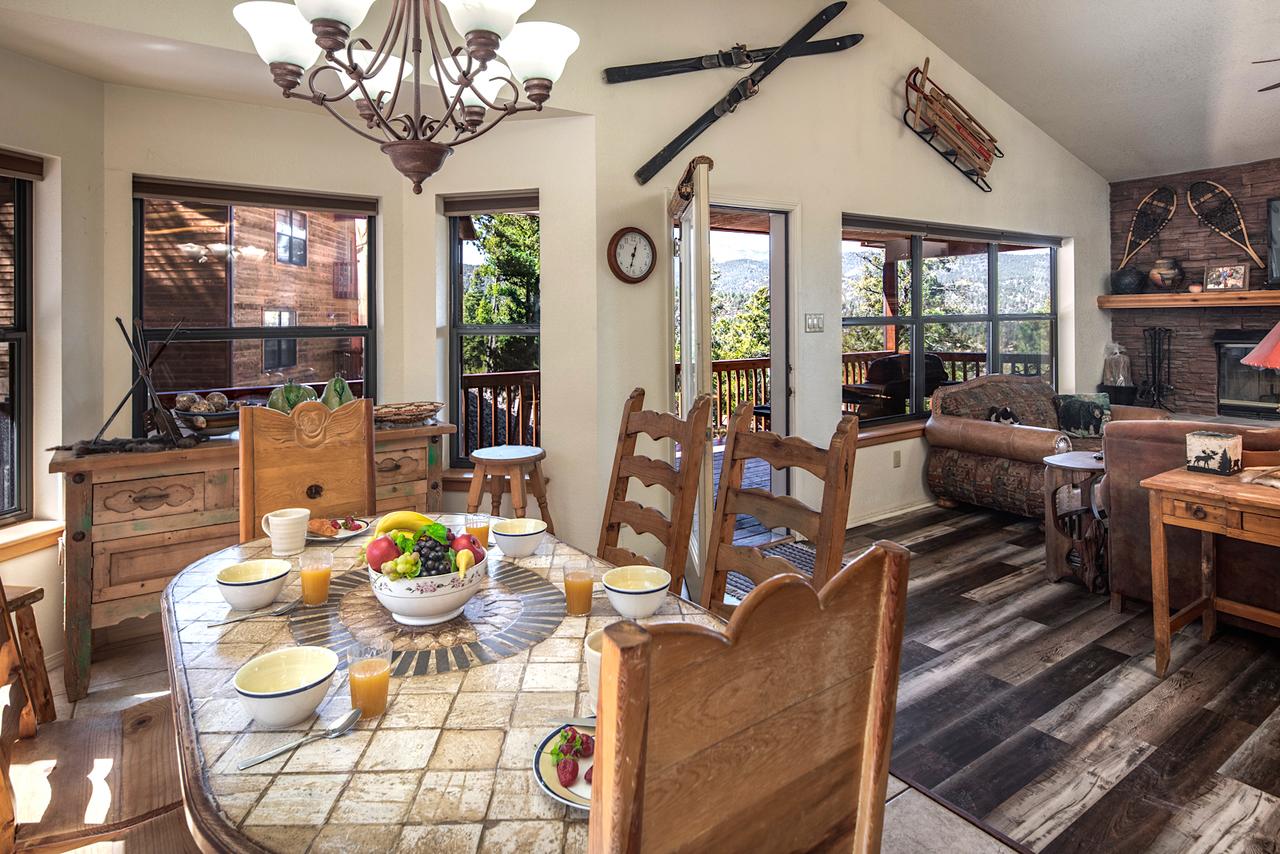 Ain't No Better View, 3 Bedrooms, Sleeps 8, Jetted Tub, Pool Table, Hot Tub - thumb 4