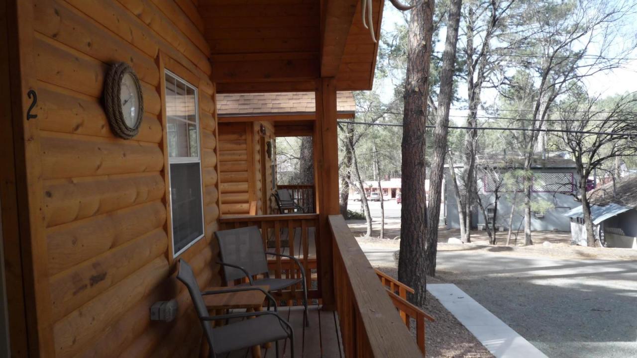 AC - #2 Bear Cabin - thumb 1