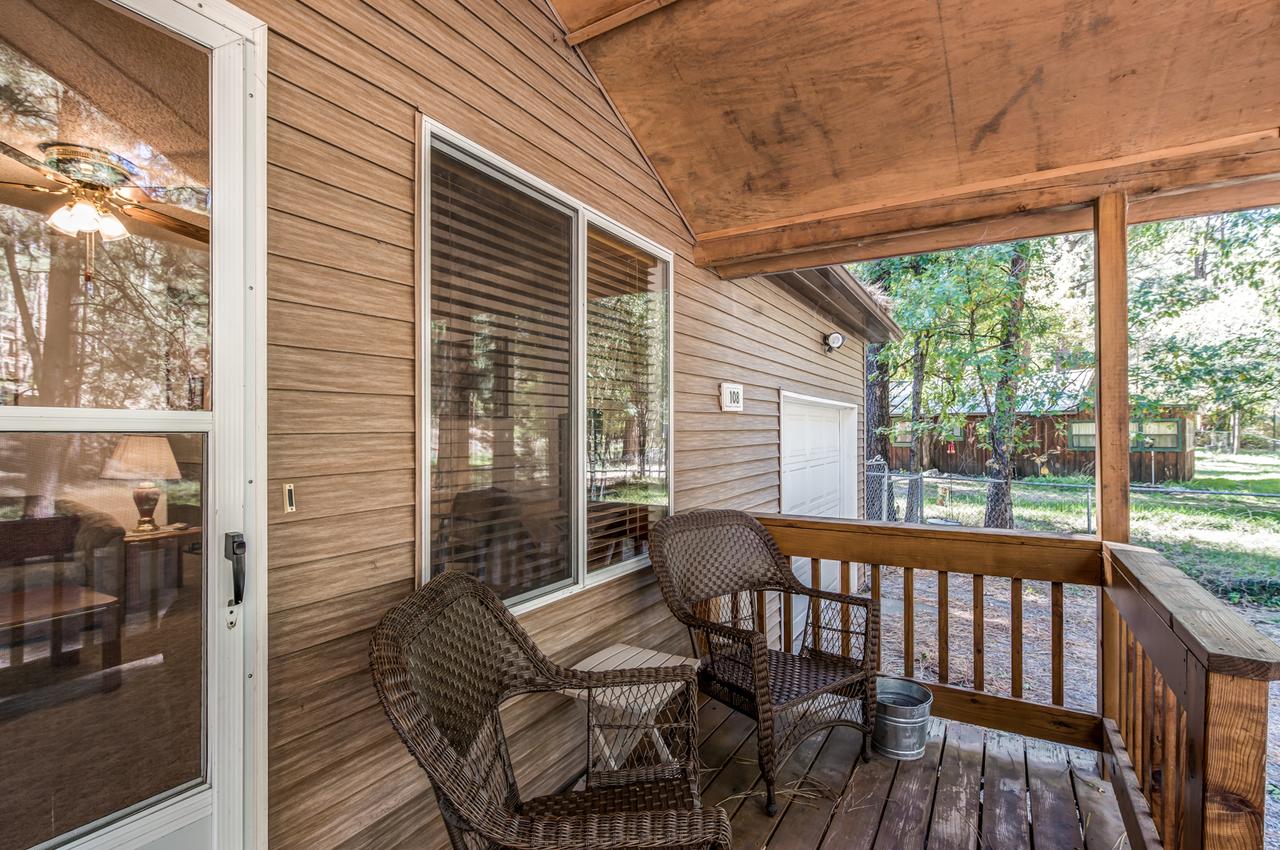 A Whispering River, 2 Bedrooms, Sleeps 6, Pets Welcome, Gas Grill, Hot Tub - thumb 17